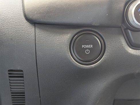 Used 2025 MAZDA CX-50 AWD 2.5 Hybrid w/ Premium Pkg image 23