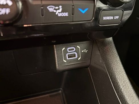 Used 2022 Jeep Compass Latitude w/ Convenience Group AWD/4WD image 28