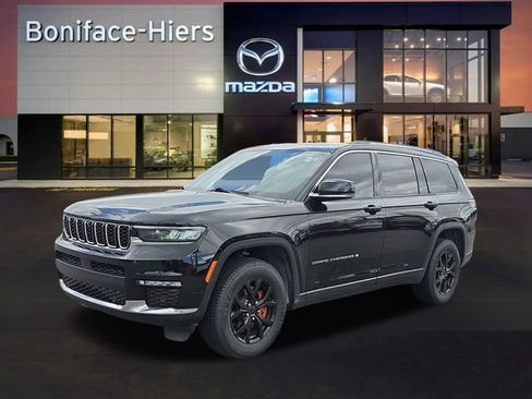 Used 2023 Jeep Grand Cherokee L Limited w/ Luxury Tech Group II RWD image 2