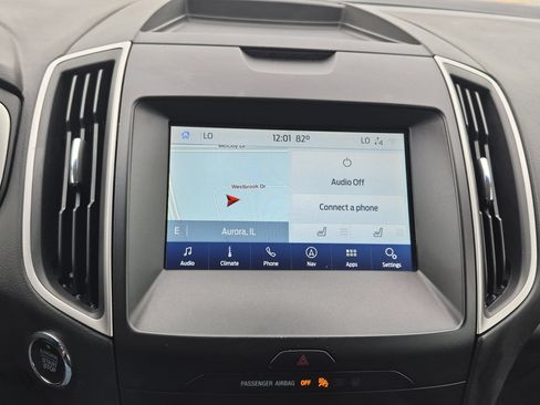 Used 2020 Ford Edge SEL AWD/4WD image 17