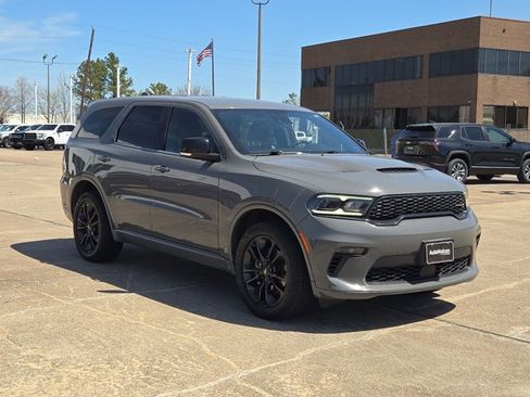 Used 2022 Dodge Durango GT image 3