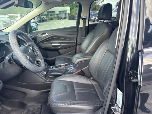 Used 2013 Ford Escape Titanium FWD image 9