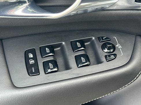Certified 2023 Volvo XC90 T8 Ultimate image 16