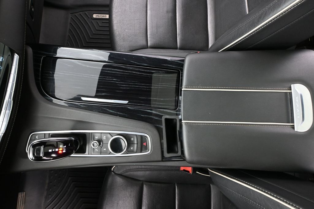 Used 2021 Cadillac Escalade ESV Sport w/ Heavy-Duty Trailer Package AWD/4WD image 29