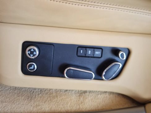 Used 2012 Bentley Flying Spur Flying Spur AWD/4WD image 31