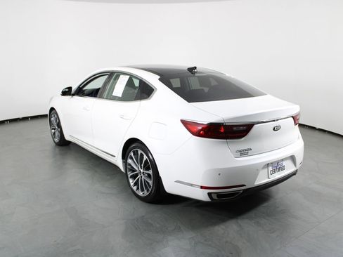 Used 2019 Kia Cadenza Technology image 3