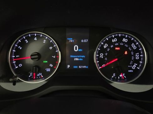 Used 2022 Toyota RAV4 XLE w/ Convenience Package FWD image 21