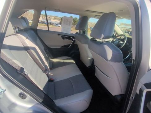 Used 2021 Toyota RAV4 Limited AWD/4WD image 37