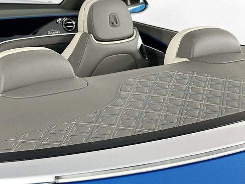Certified 2021 Bentley Continental GT V8 AWD/4WD image 26