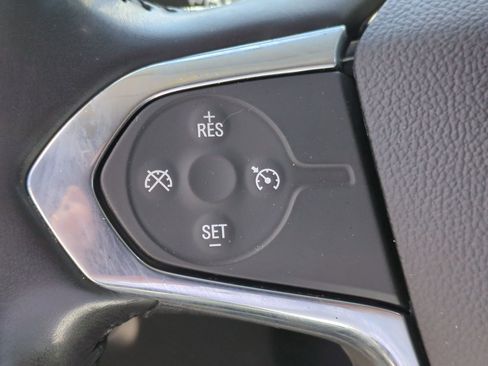 Used 2019 Chevrolet Traverse LT FWD image 30