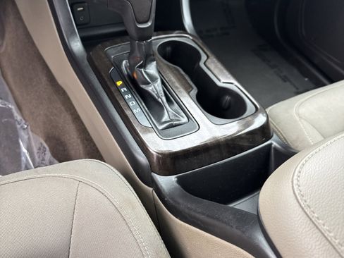 Used 2015 GMC Canyon SLE w/ SLE Convenience Package image 5