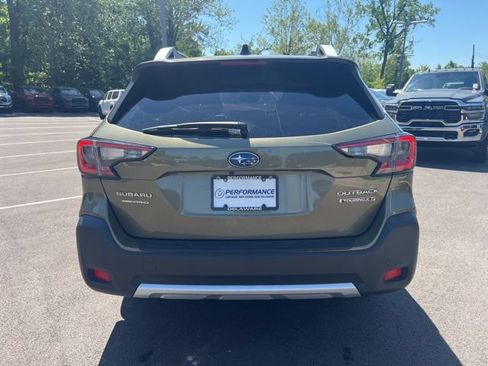 Used 2025 Subaru Outback Touring XT w/ Tech Package 3 AWD/4WD image 33