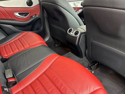 Used 2022 Mercedes-Benz GLC 43 AMG 4MATIC image 30