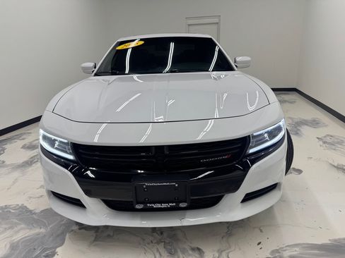 Used 2018 Dodge Charger GT AWD/4WD image 3