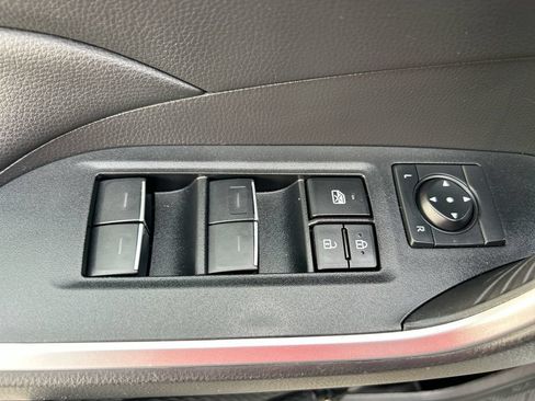 Used 2023 Toyota RAV4 XLE w/ Convenience Package FWD image 13
