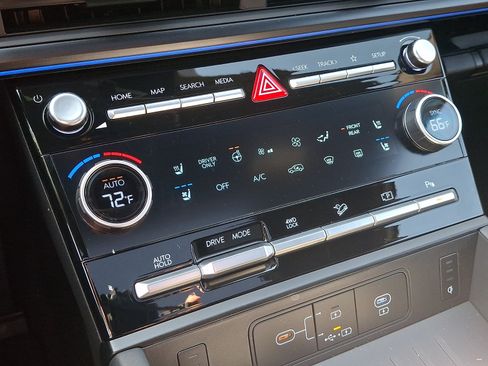 New 2026 Hyundai Santa Fe Calligraphy AWD/4WD image 13
