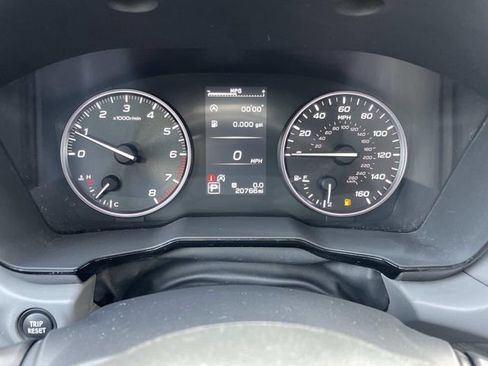 Used 2025 Subaru Outback Premium w/ Popular Package #1A image 29