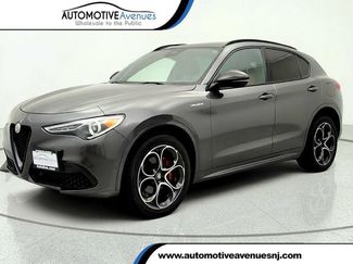 Used 2022 Alfa Romeo Stelvio Veloce AWD/4WD video 1