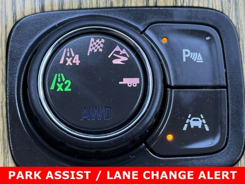 Used 2017 GMC Acadia Denali image 27