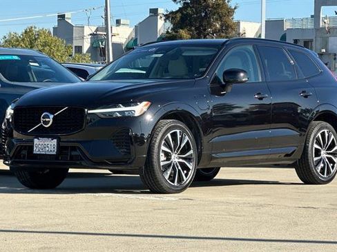 Certified 2023 Volvo XC60 T8 Plus w/ Climate Package image 7