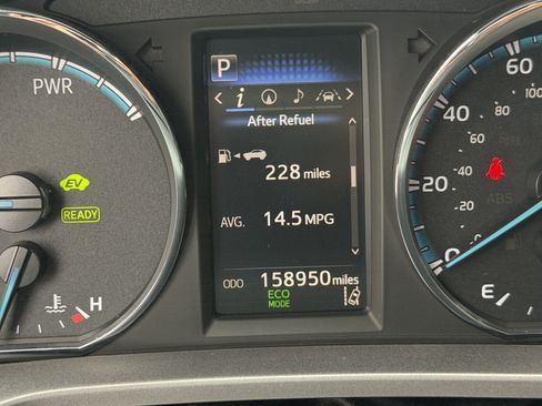 Used 2018 Toyota RAV4 SE AWD/4WD image 21