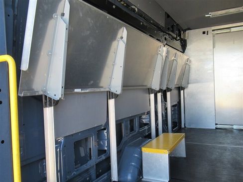 Used 2019 Ford Transit 250 Cargo Van image 9