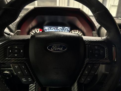 Used 2018 Ford F150 Raptor w/ Equipment Group 802A Luxury AWD/4WD image 15