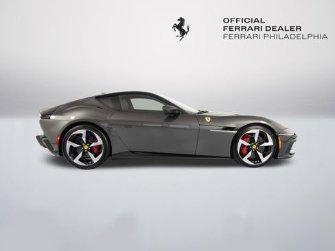 Certified 2025 Ferrari 12Cilindri RWD image 8