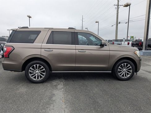 Used 2018 Ford Expedition Limited w/ Driver Assistance Package image 3