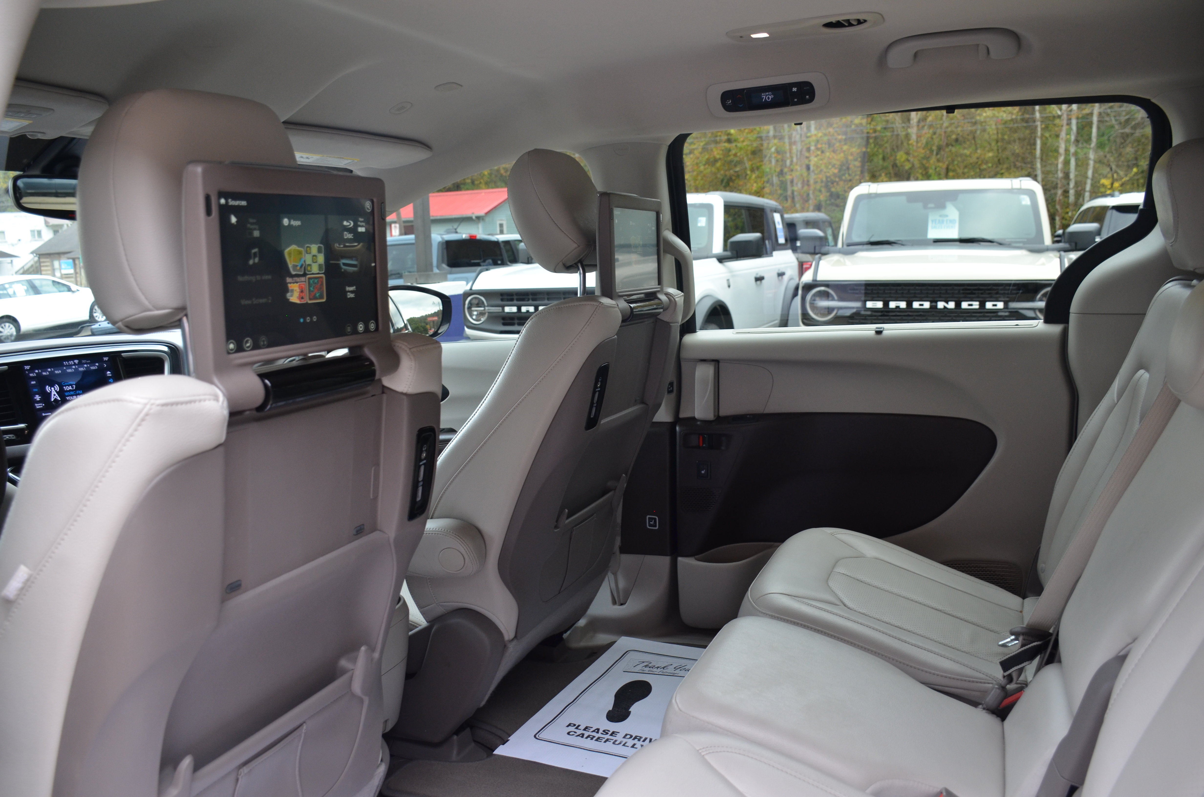 Used 2020 Chrysler Pacifica Touring-L Plus FWD image 47