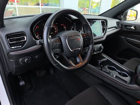 Used 2025 Dodge Durango GT AWD/4WD image 10