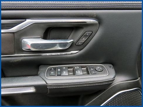 Used 2023 RAM 1500 Laramie image 12