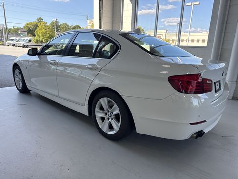 Used 2013 BMW 528i Sedan RWD image 6