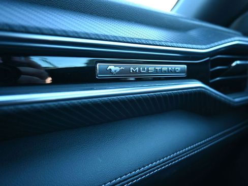 Used 2025 Ford Mustang GT Premium image 36