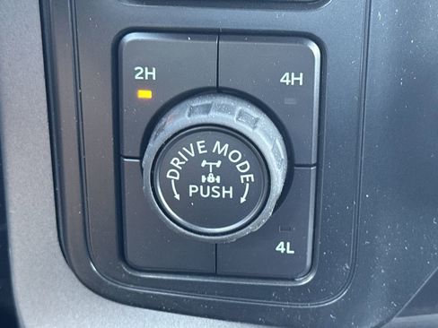 New 2025 Ford F150 XLT w/ Equipment Group 302A MID image 58