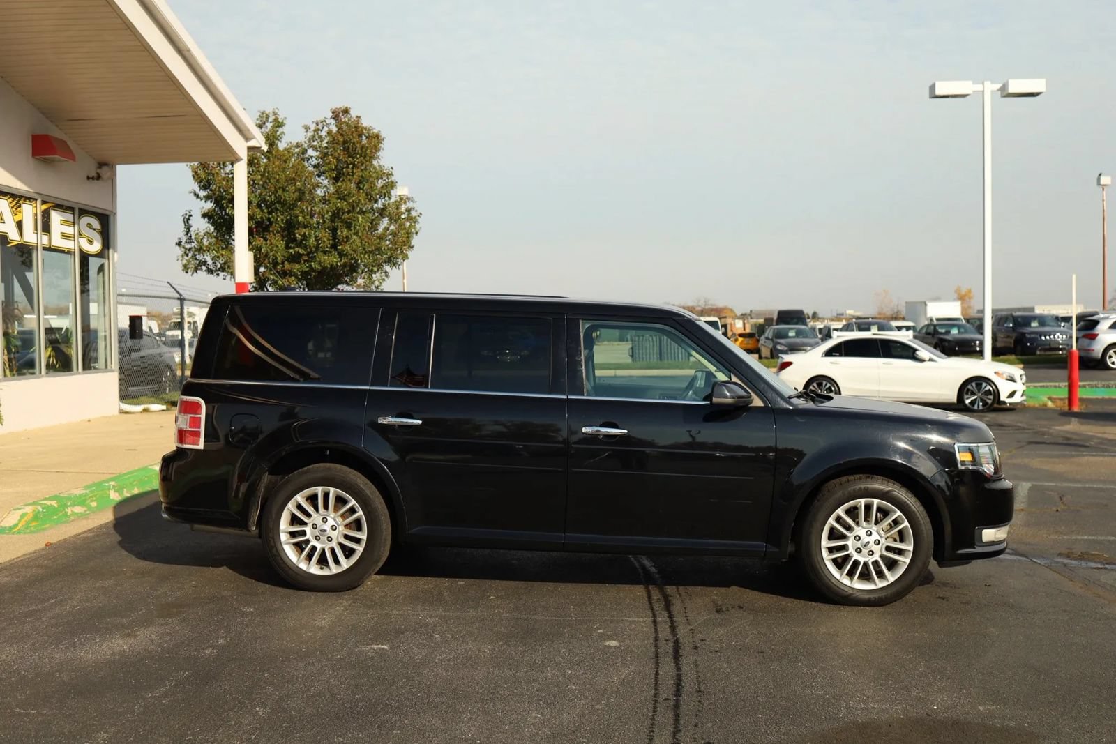Used 2019 Ford Flex SEL w/ Equipment Group 202A AWD/4WD image 5
