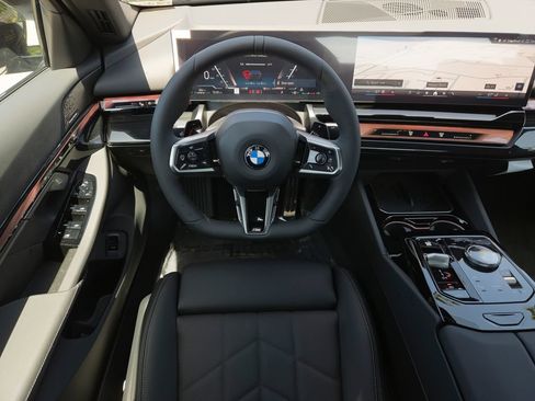 New 2027 BMW 530i w/ M Sport Package RWD image 15