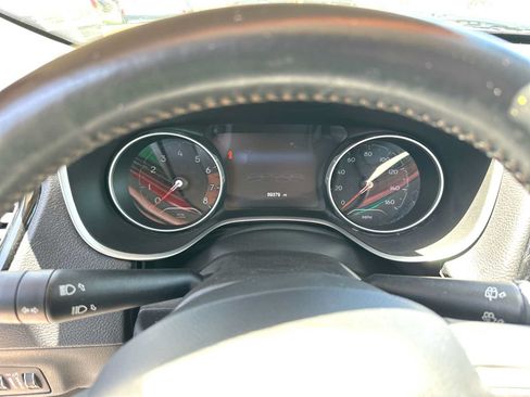 Used 2018 Jeep Compass Limited w/ Safe & Security Group AWD/4WD image 4