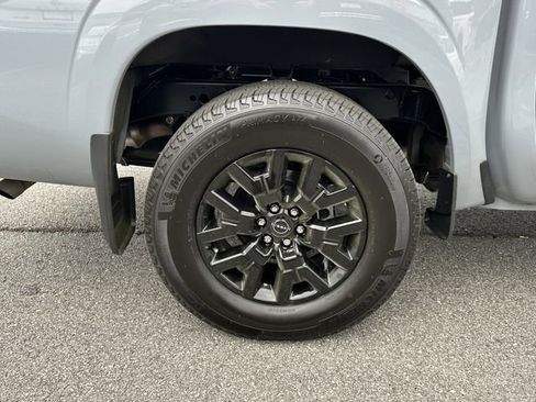 Certified 2026 Nissan Frontier SV w/ SV Convenience Package AWD/4WD image 19