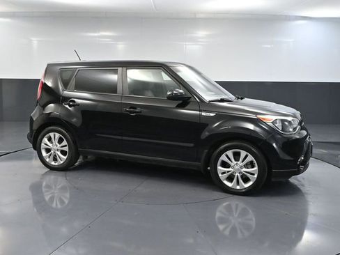 Used 2016 Kia Soul + w/ Audio Package image 4