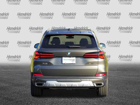 Used 2025 BMW X5 xDrive40i image 7