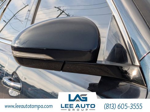 Used 2017 Kia Cadenza Premium image 11