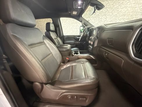 Used 2020 GMC Sierra 3500 Denali w/ Denali Ultimate Package AWD/4WD image 11