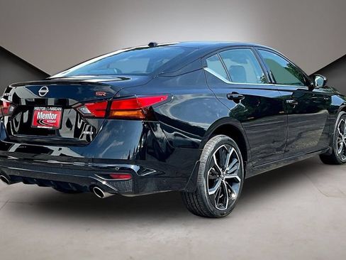 Certified 2024 Nissan Altima 2.5 SR AWD/4WD image 6