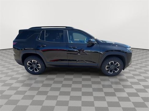 New 2025 Chevrolet Equinox ACTIV w/ Safety and Technology Package image 9