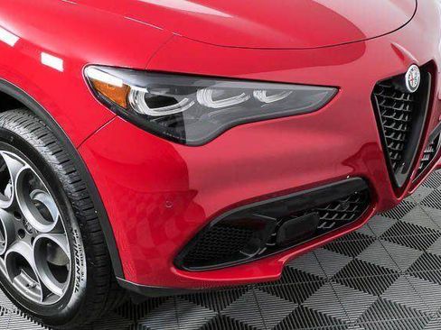 New 2026 Alfa Romeo Stelvio Sprint AWD/4WD image 40