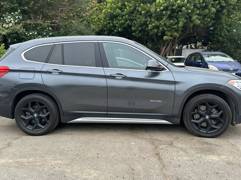 Used 2018 BMW X1 xDrive28i AWD/4WD image 4
