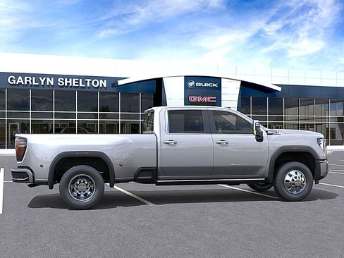 New 2026 GMC Sierra 3500 Denali AWD/4WD image 5