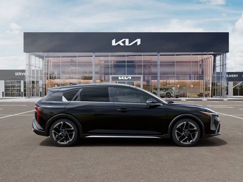 New 2026 Kia K4 EX FWD image 9