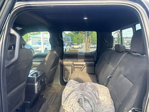 Used 2019 Ford F150 XLT w/ Equipment Group 302A Luxury AWD/4WD image 6